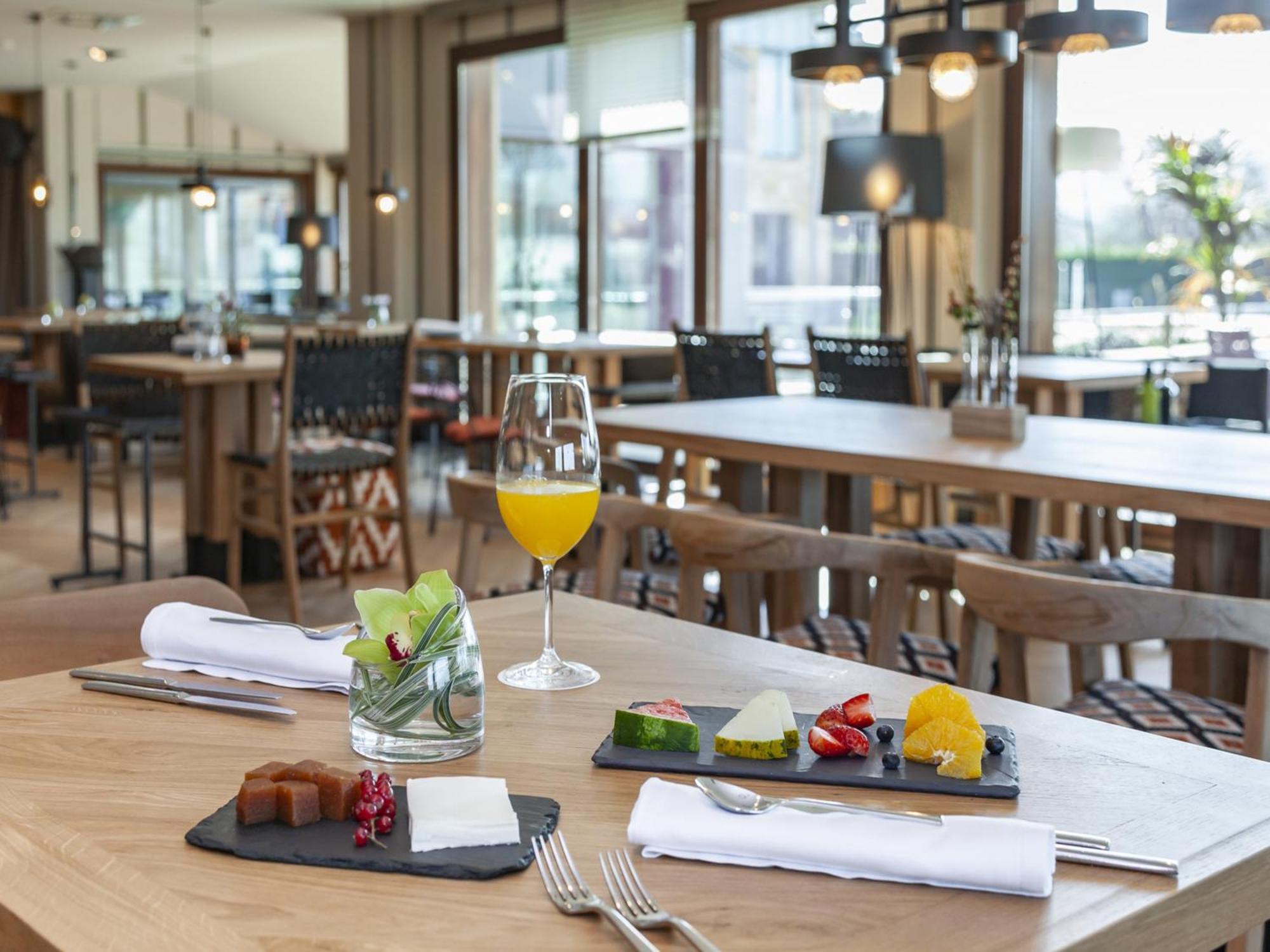 Artiem Asturias Hotel Quintueles Ngoại thất bức ảnh